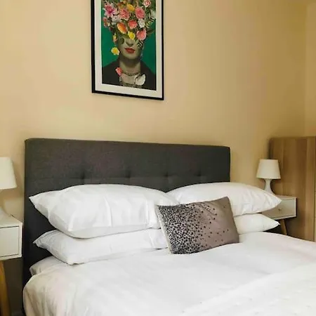 The Old Stables - Pet-Friendly Stay Near Ruthin Castle With Parking Esterno foto