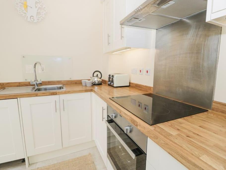 Holiday home The Old Stables - Pet-friendly Near Castle With Parking *