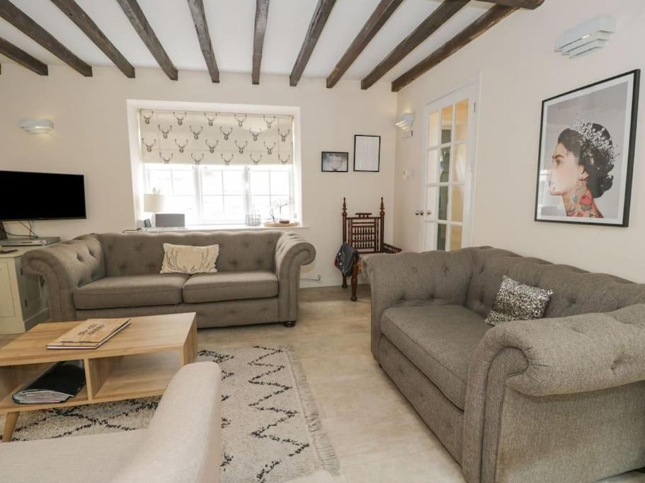 Holiday home The Old Stables - Pet-friendly Near Castle With Parking Ruthin